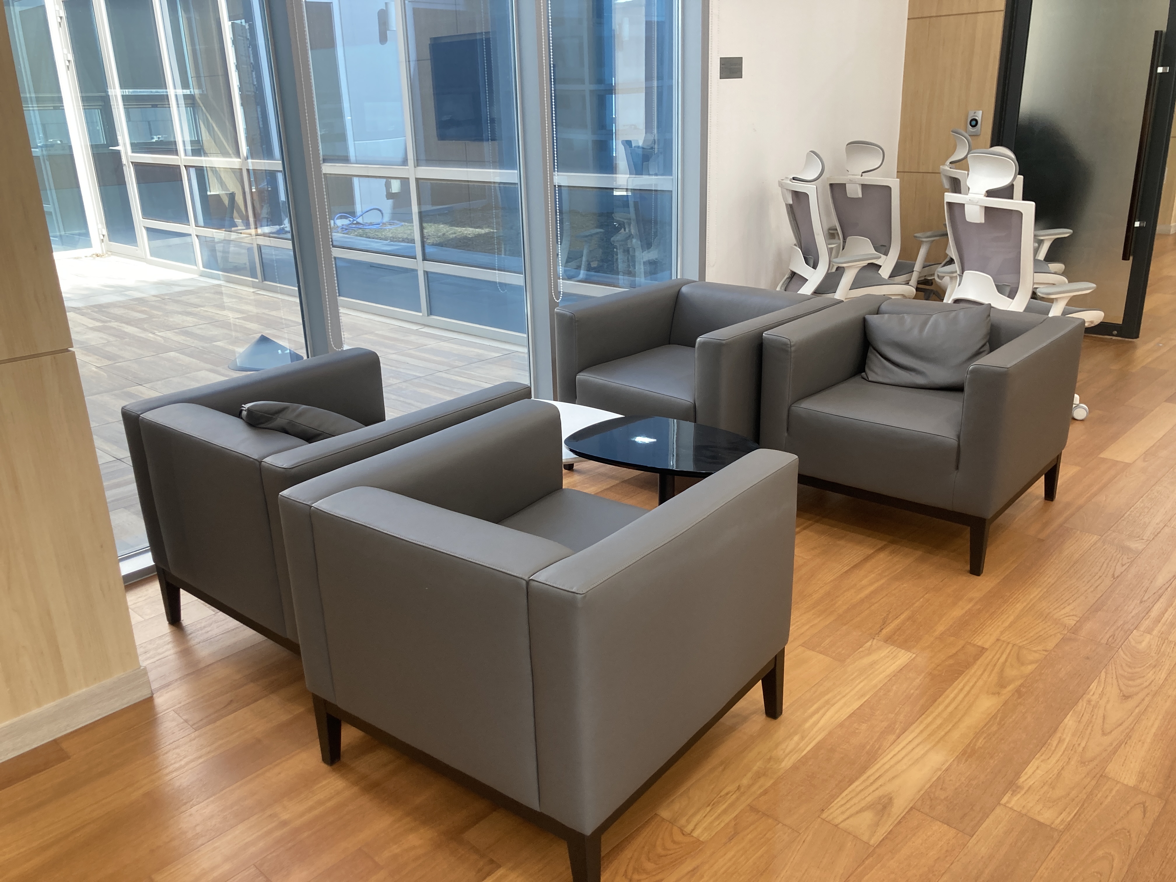 4인 소파[탁자별매]-성남예약