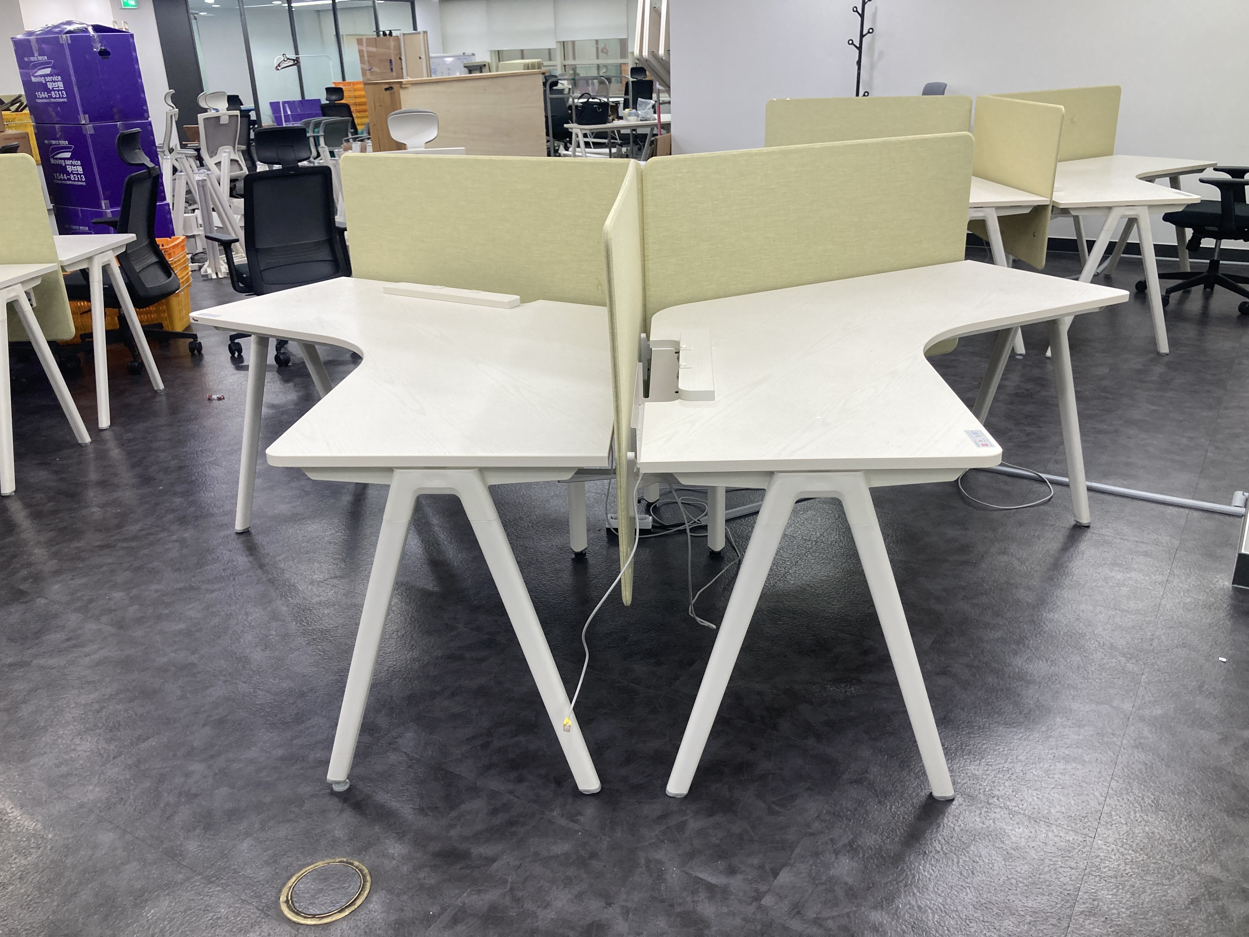 퍼시스 인에이블 120도책상세트[3인석 파티션포함]