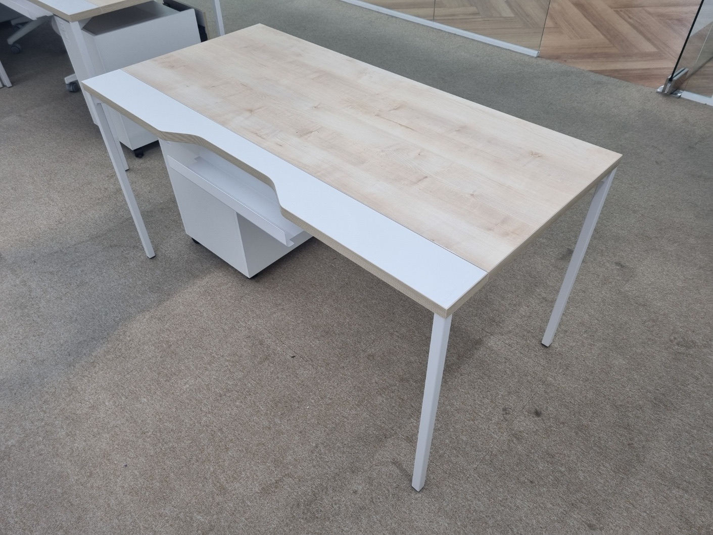 데스커 1400*700 책상[서랍별매,색상:MLWW]