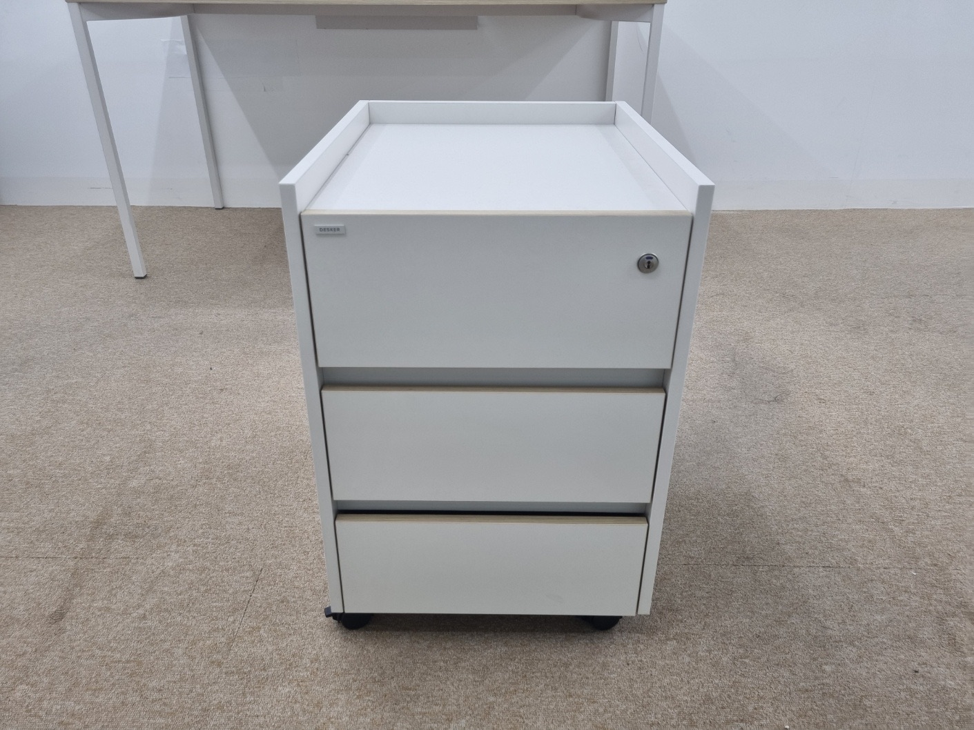 데스커 1400*700 책상[서랍별매,색상:MLWW]