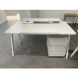 퍼시스 인에이블1400 책상[서랍,받침대포함]FDD014NN