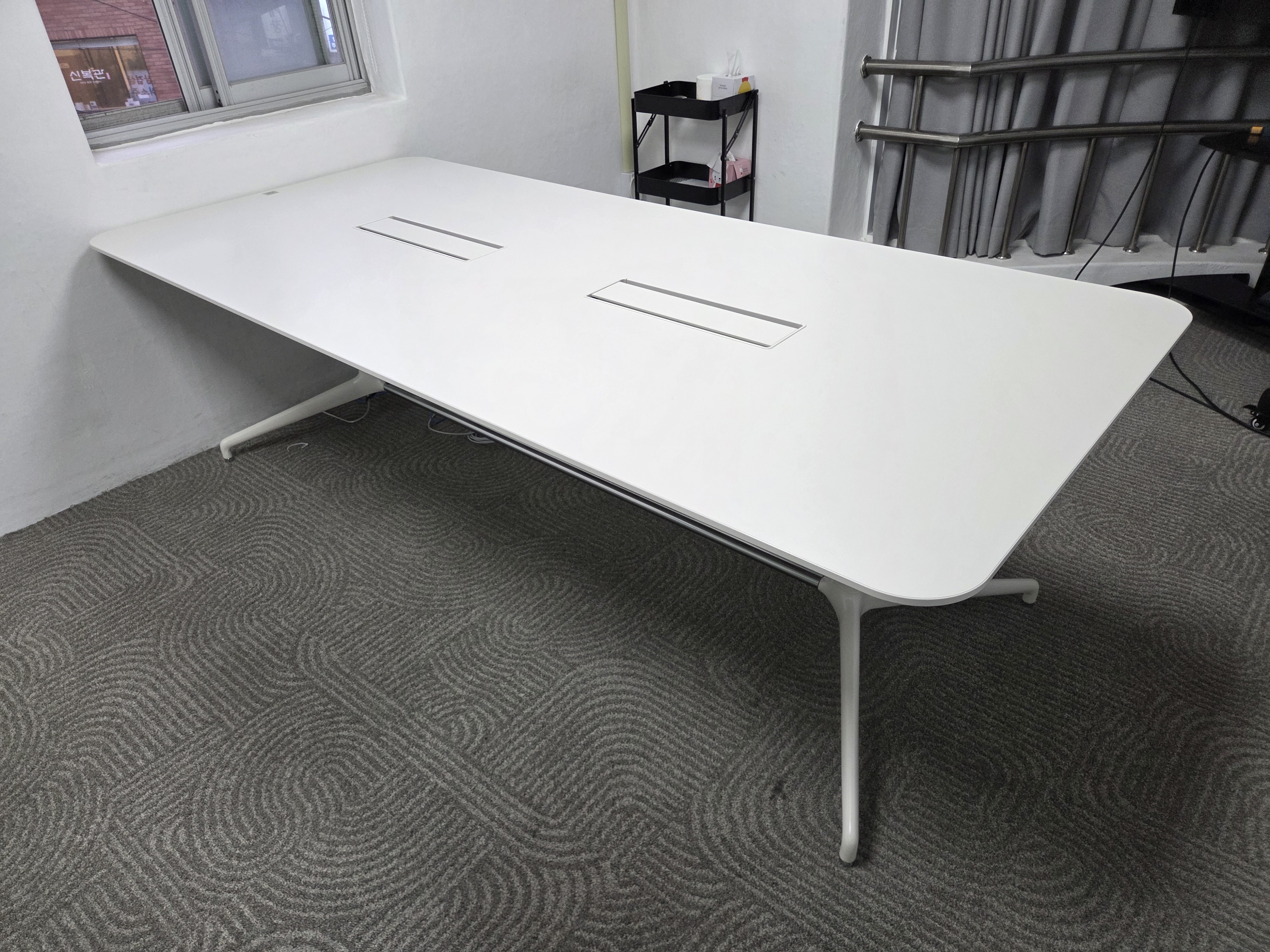 퍼시스 비콘 2400 회의테이블[WWWW칼라]-1개예약