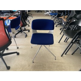 퍼시스 버튼 회의의자[럭스타입(360도회전가능)