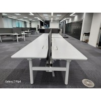 스틸케이스 1600 모션데스크[2인1세트]