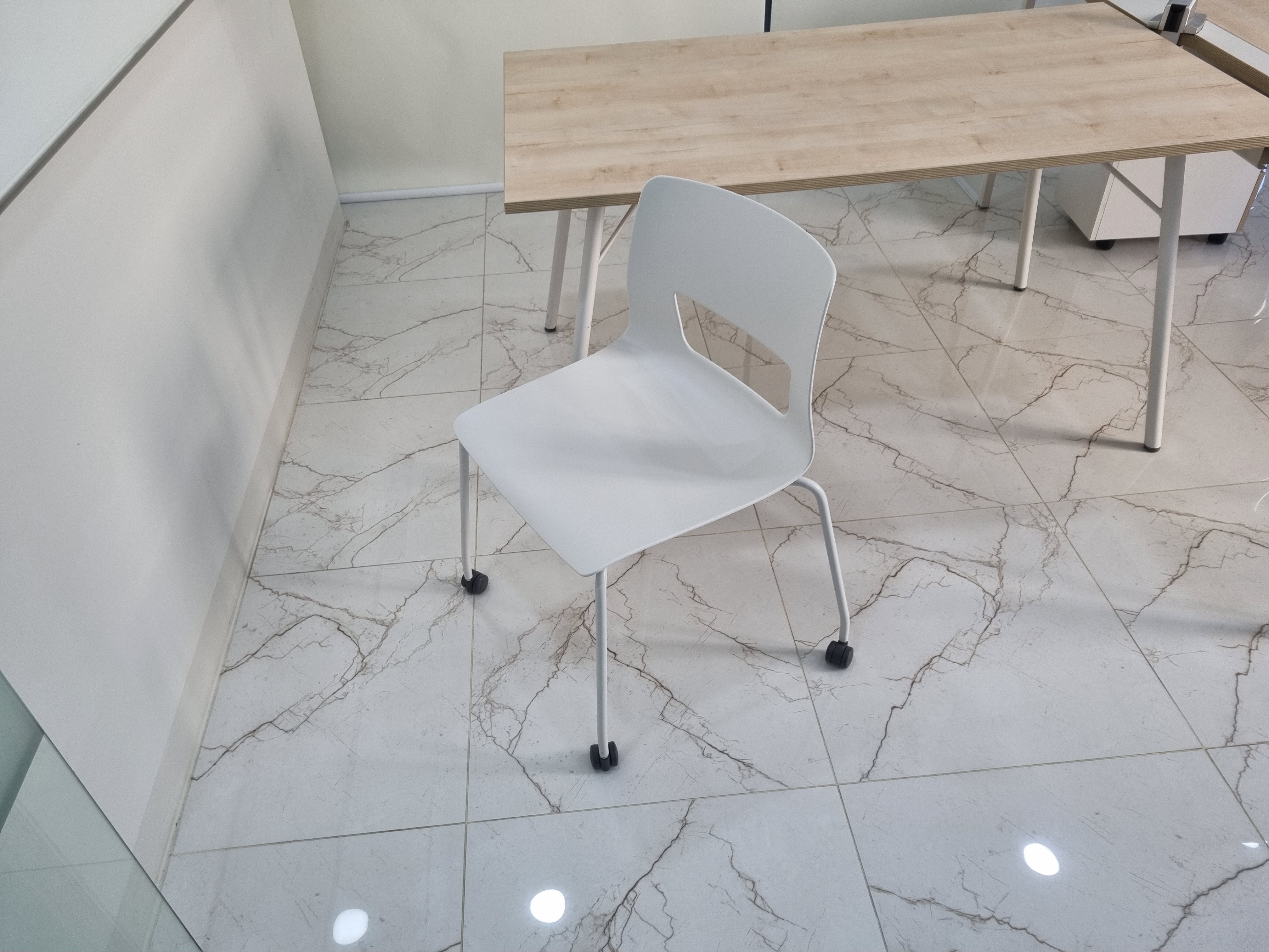 시디즈 버튼 회의의자-6개성남예약