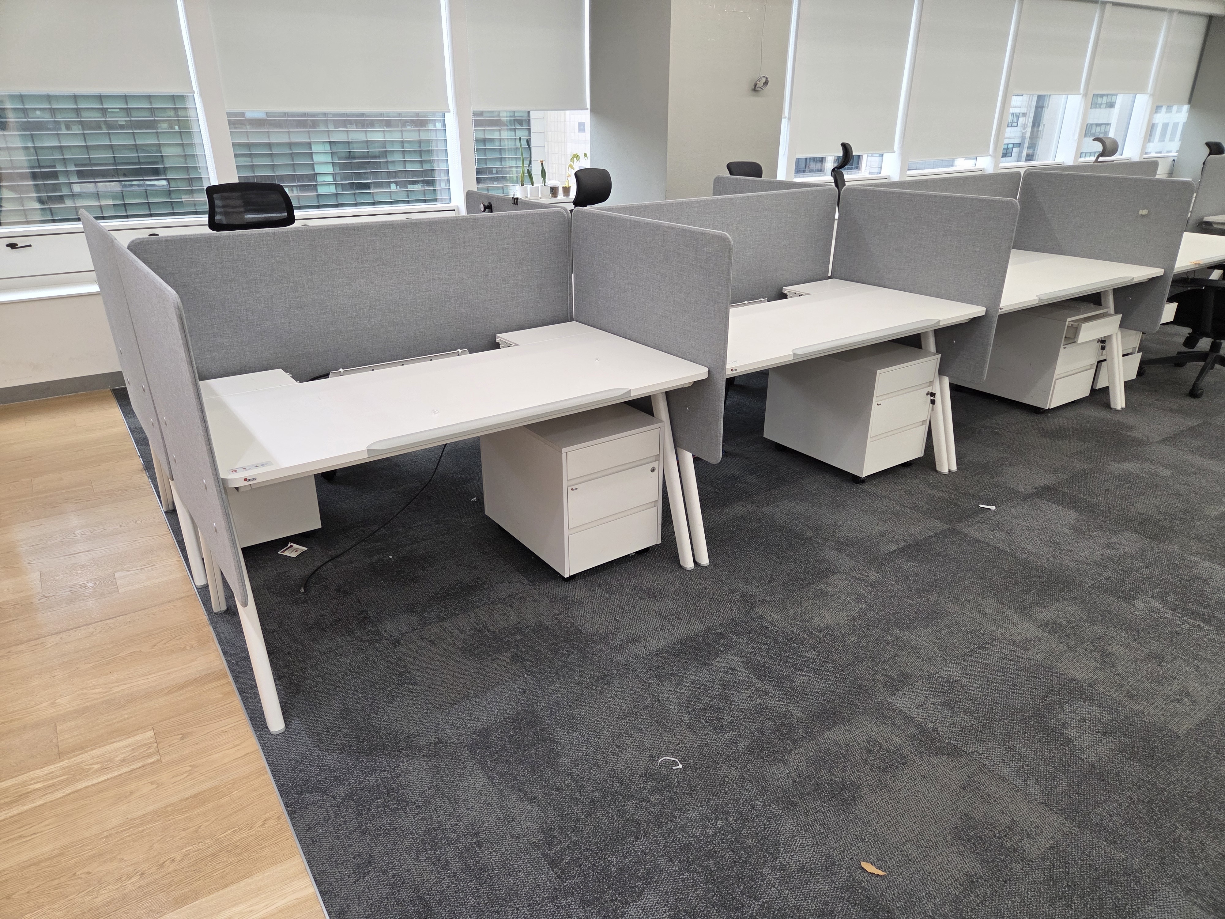 퍼시스 인에이블 1400덕트형책상[서랍별매]FDD014NN