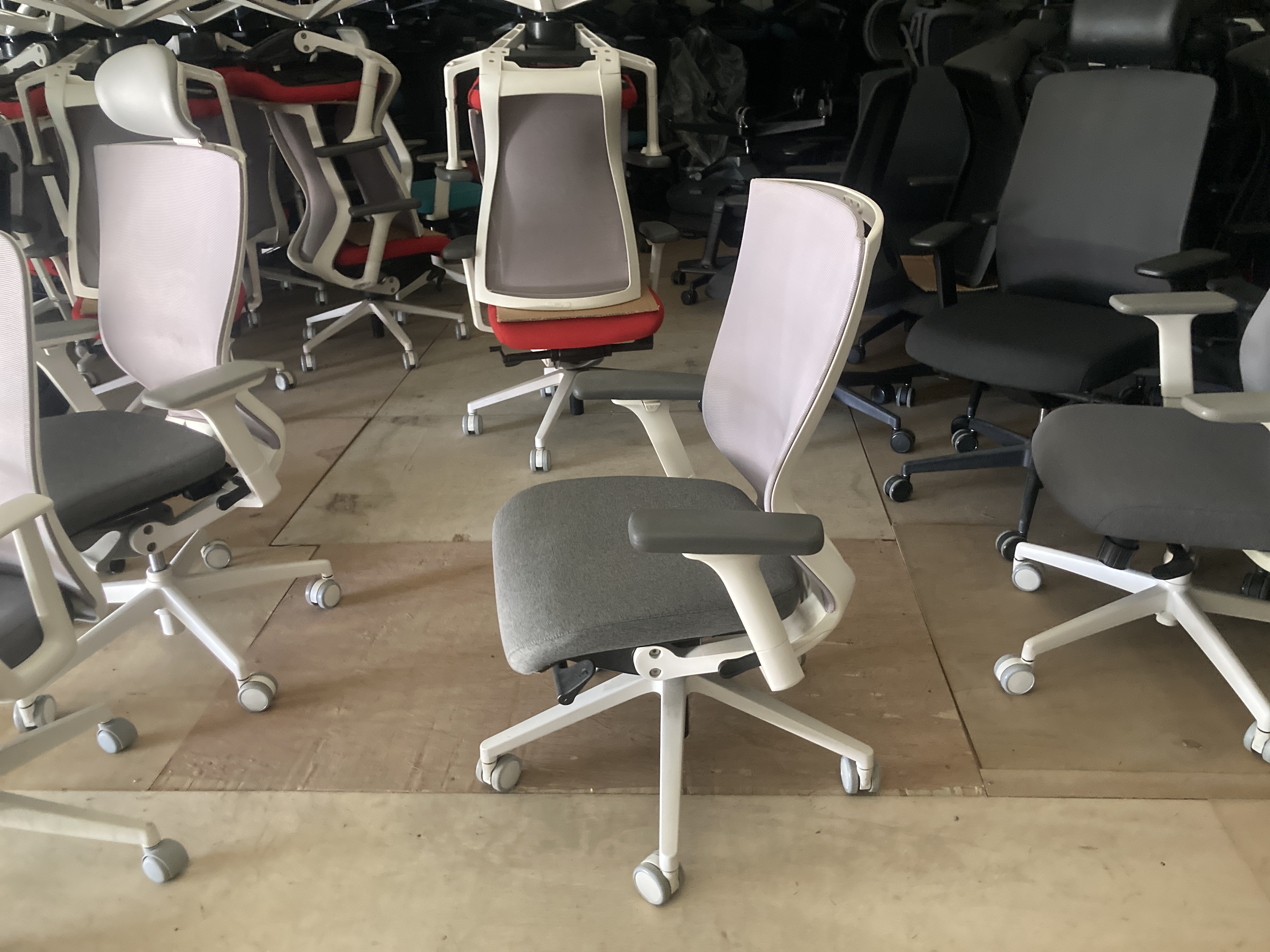 퍼시스 CH4300WRA 사무용의자-16개가산예약