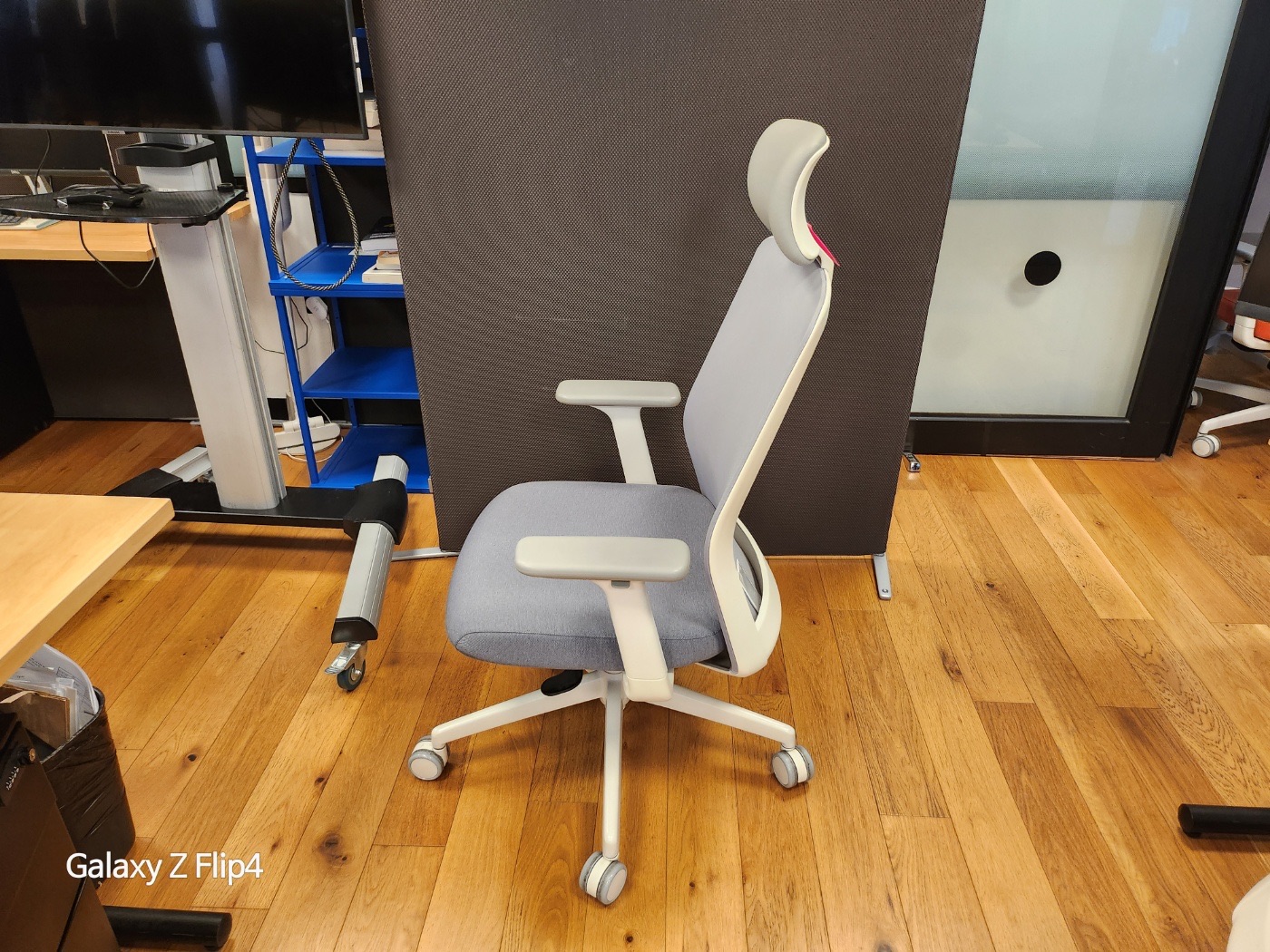 퍼시스어라운드의자[풀옵션보급형틸트]CHA6200CWAH-2개성남예약